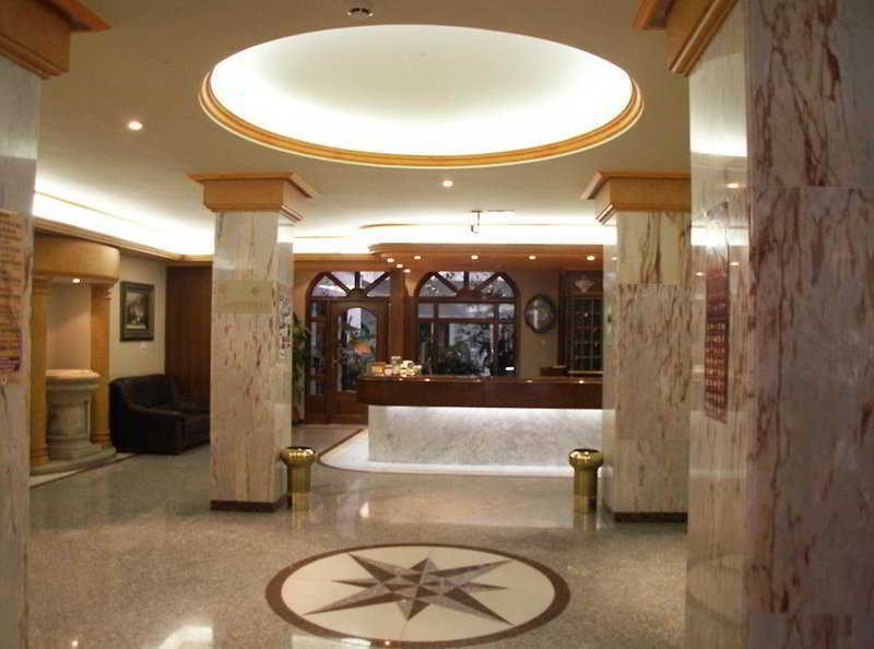 Hotel Victoria Linares  Exterior foto